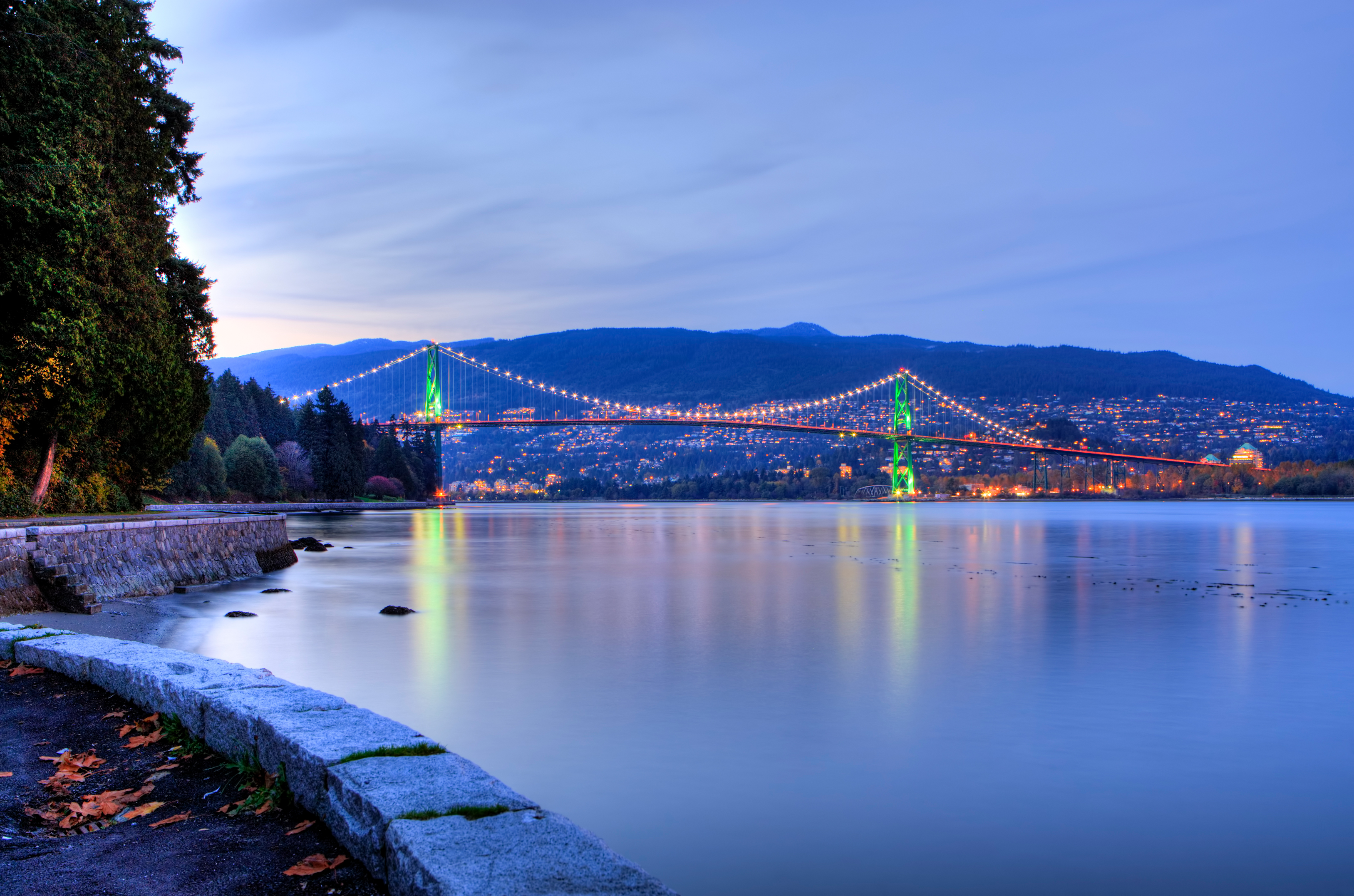 lions gate bridge at dusk vancouver BC